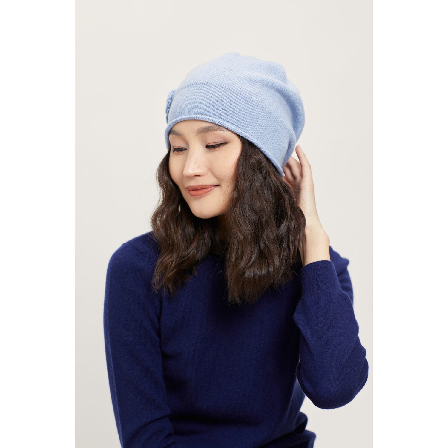 Flower slouch beanie