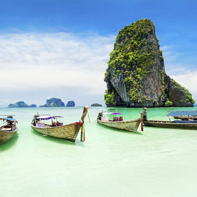 Ер адамға анальды тығынды енгізу