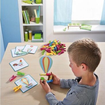 KLAMMERSPIEL FIGUREN