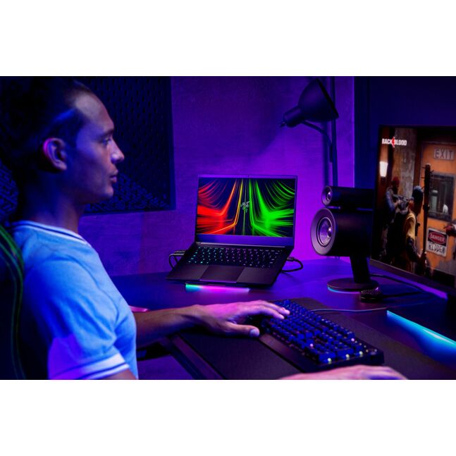 Razer Blade 14, 14 inch, AMD Ryzen 9 6900HX, 16GB DDR5 RAM, 1TB PCIe