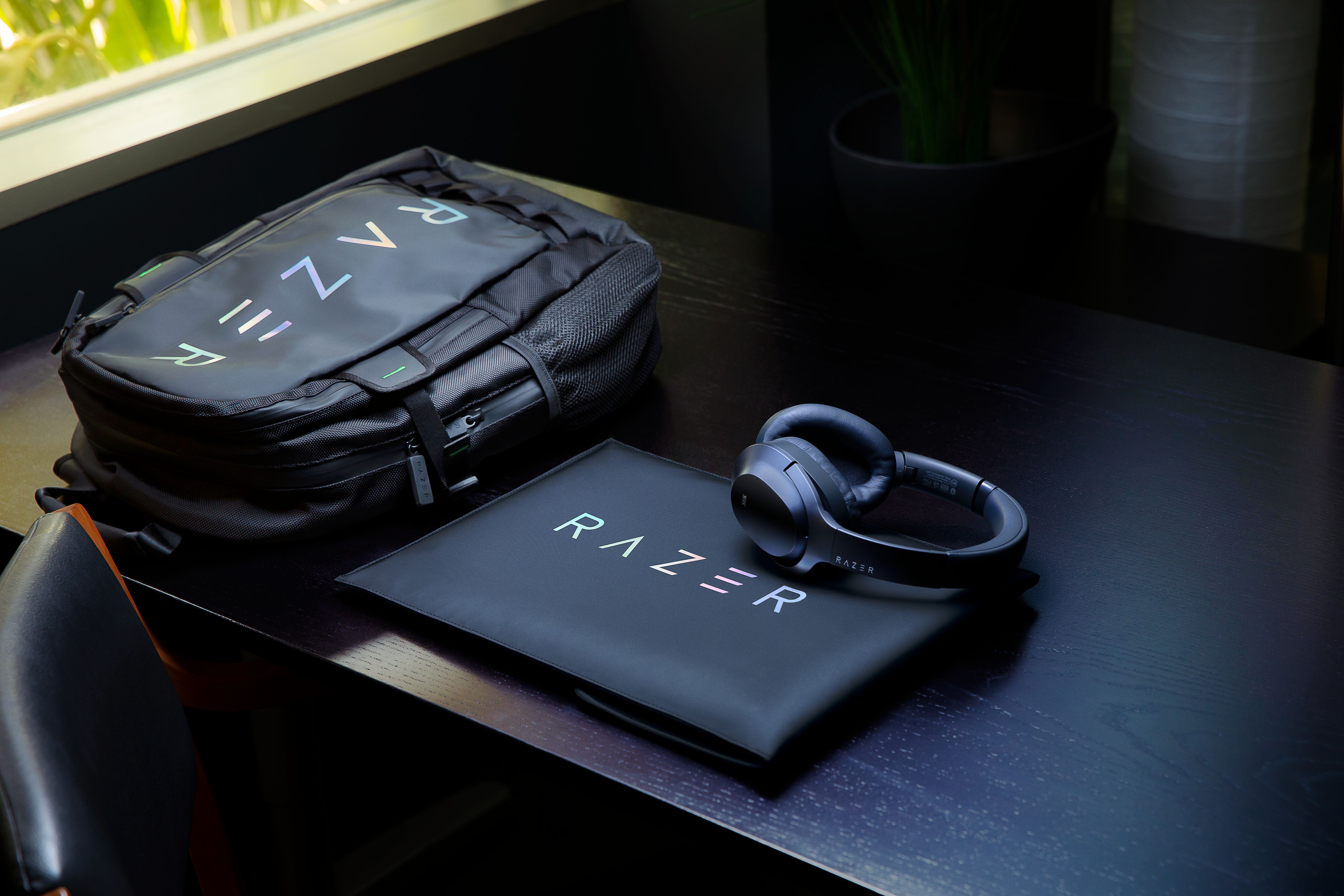 Razer Protective Sleeve V2 For inch Notebooks Зөөврийн