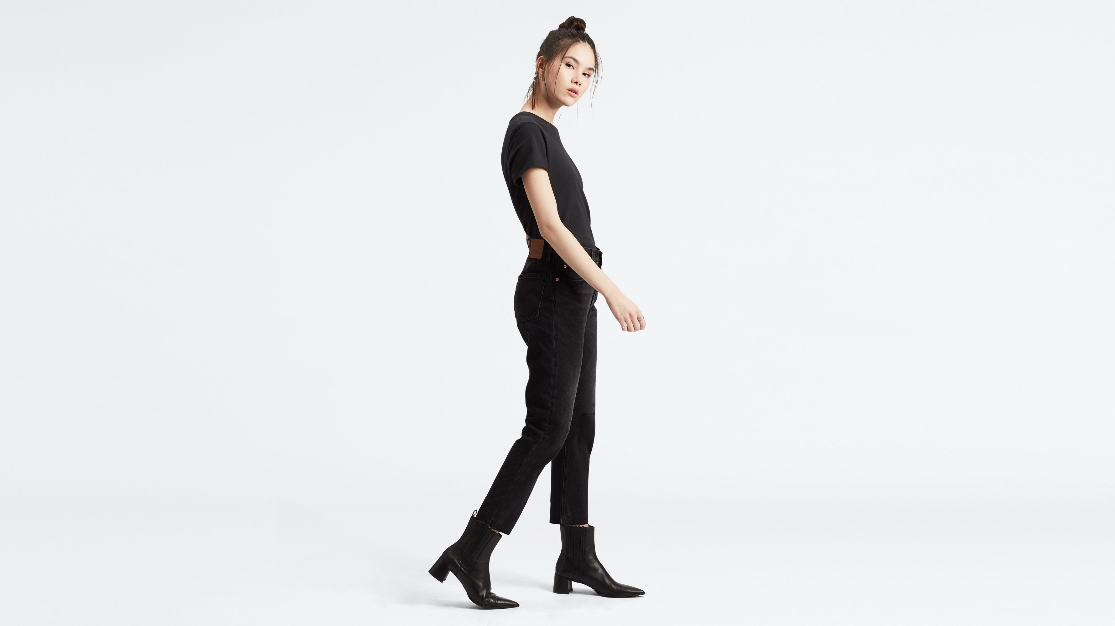 501 CROP BLACK SPROUT