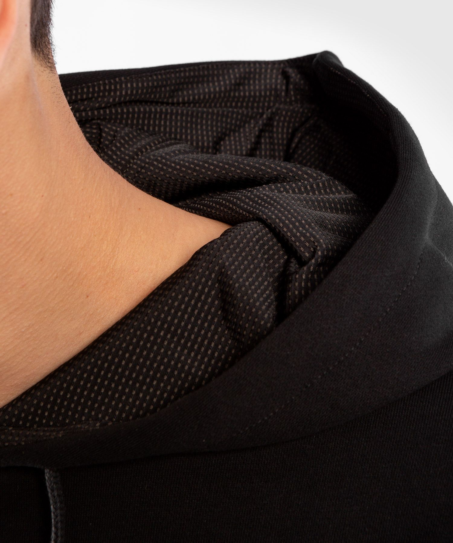 Малгайтай цамц