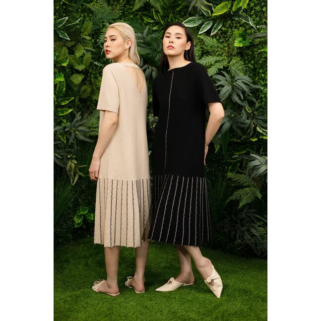 Эмэгтэй даашинз Хар өнгөтэй