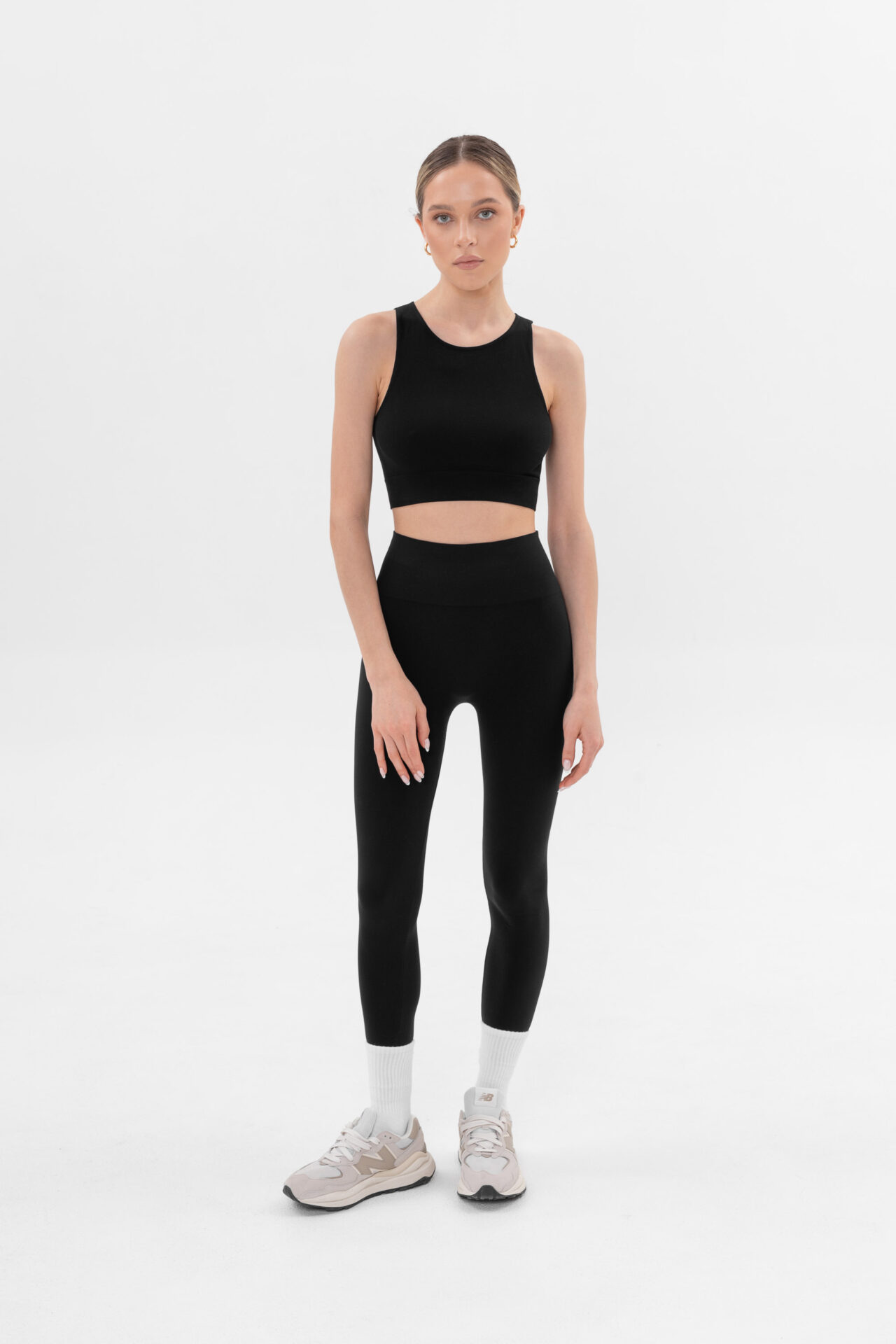 Essential Rib Crop Top black