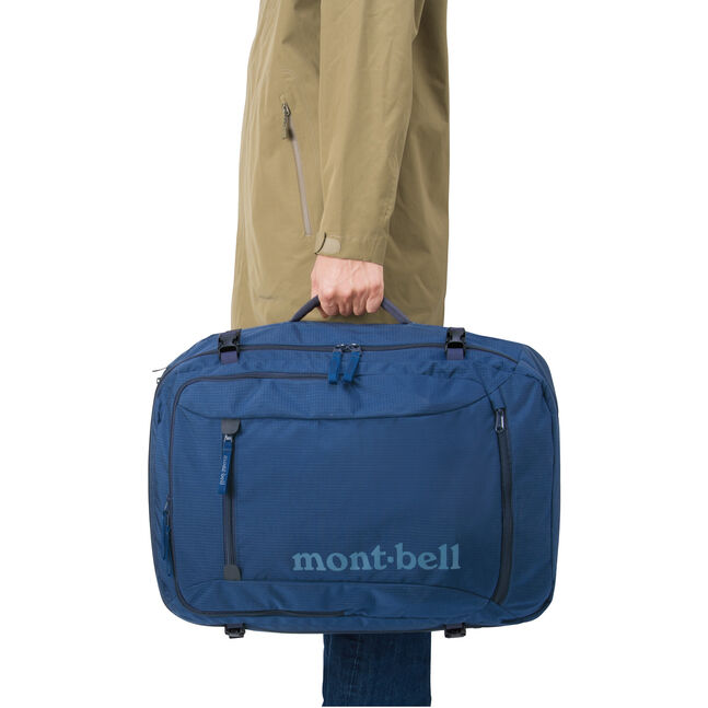 TRAVEL BAG