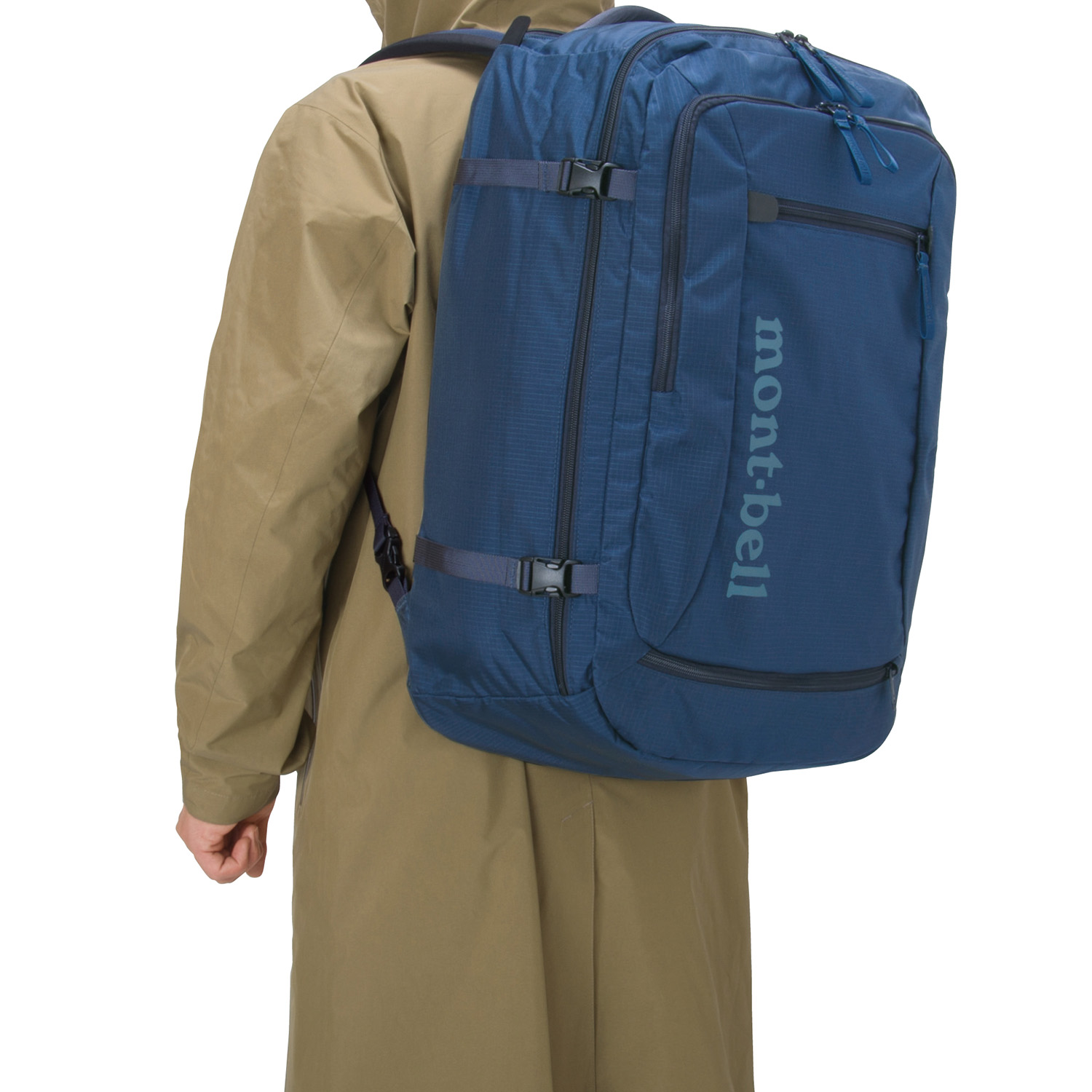 TRAVEL BAG