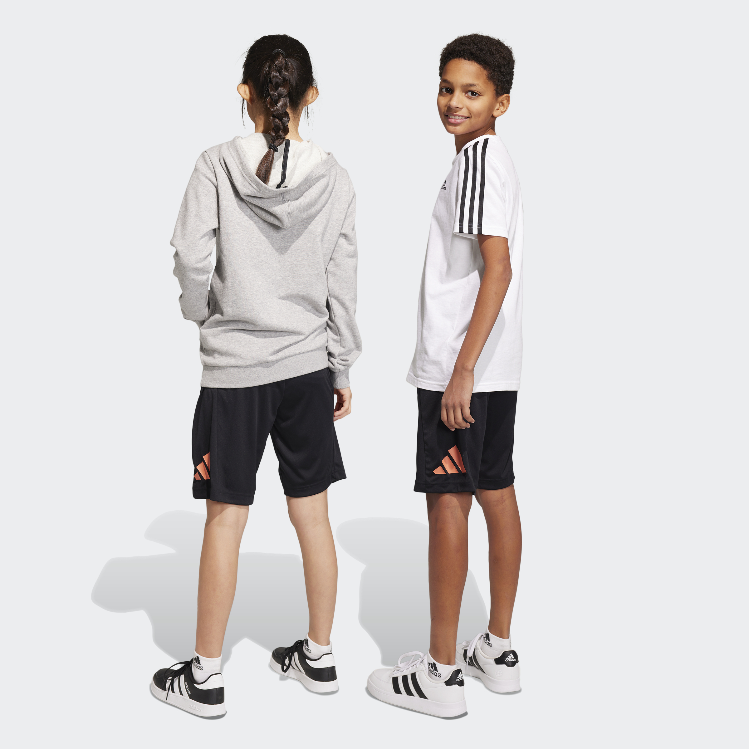 U TR-ES LOGO SH BLACK/CORFUS