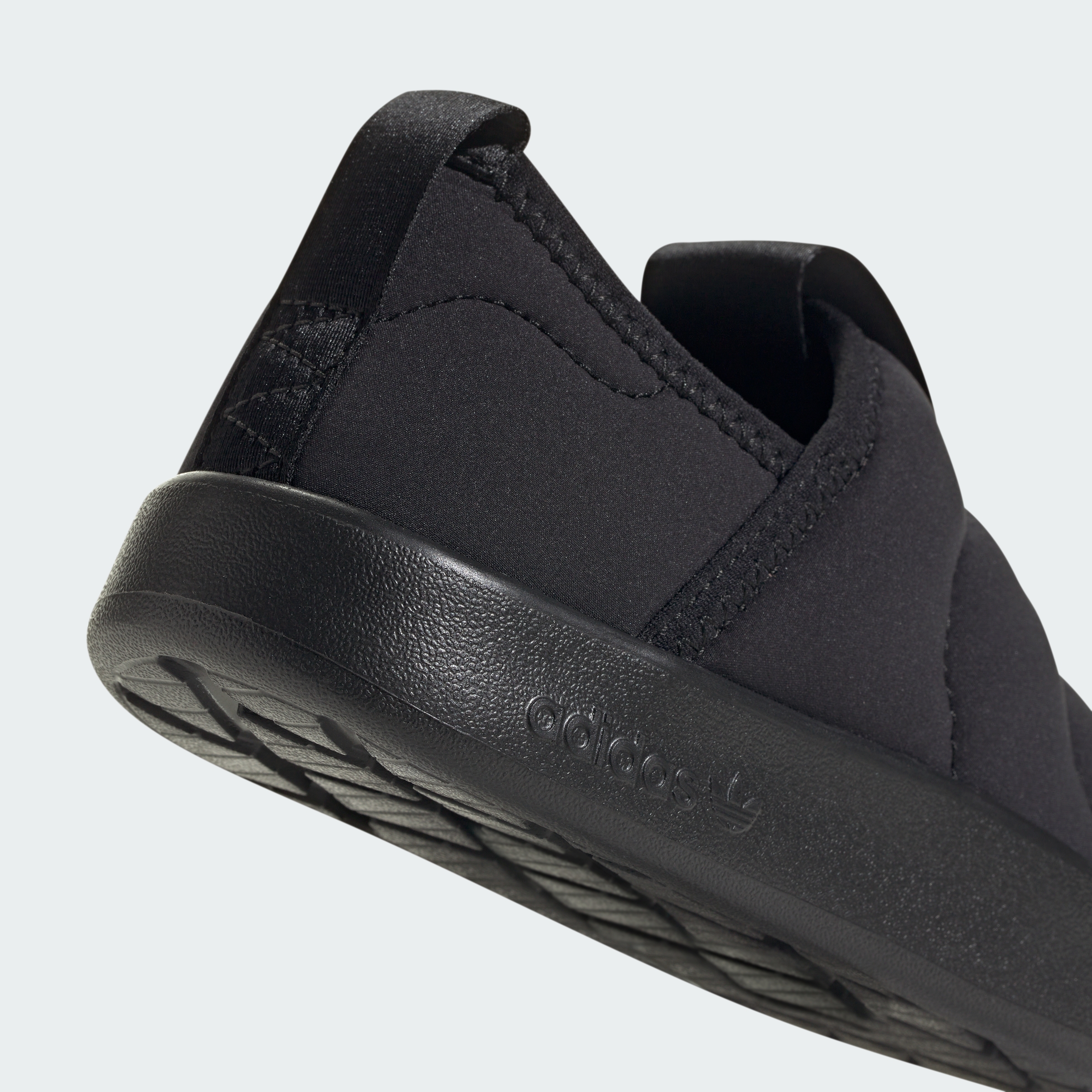 PUFFYLETTE 360 C CBLACK/CBLACK/FTWWHT