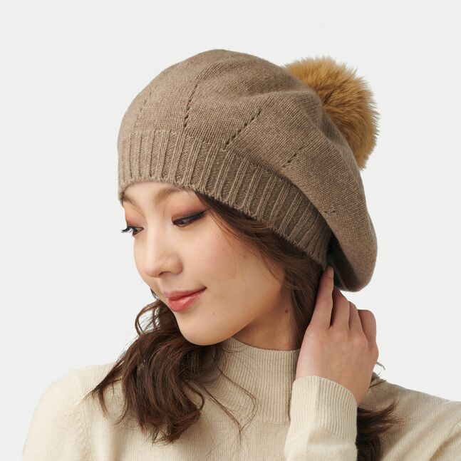 Yashirin kamerada er