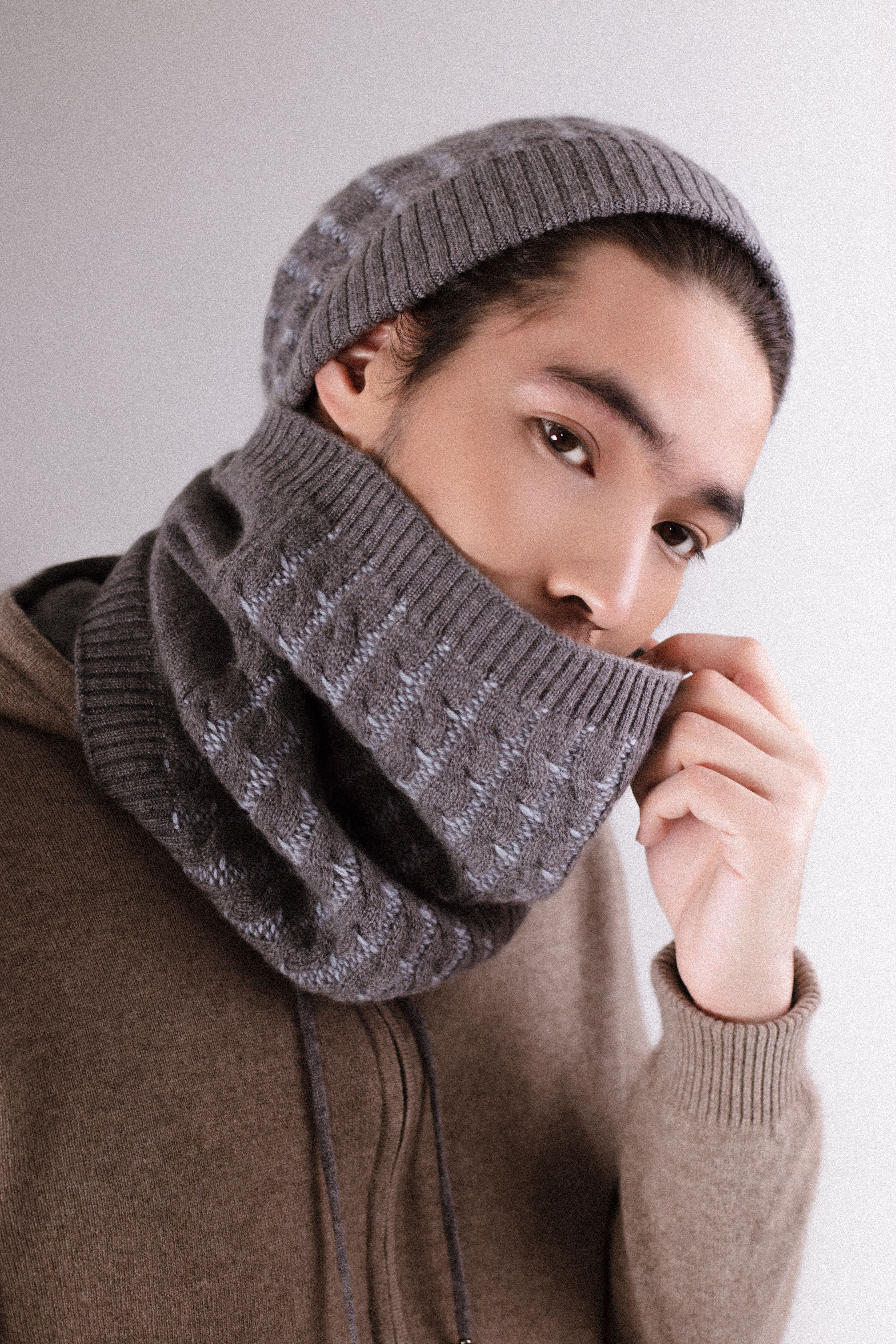 Эрэгтэй Ороолт