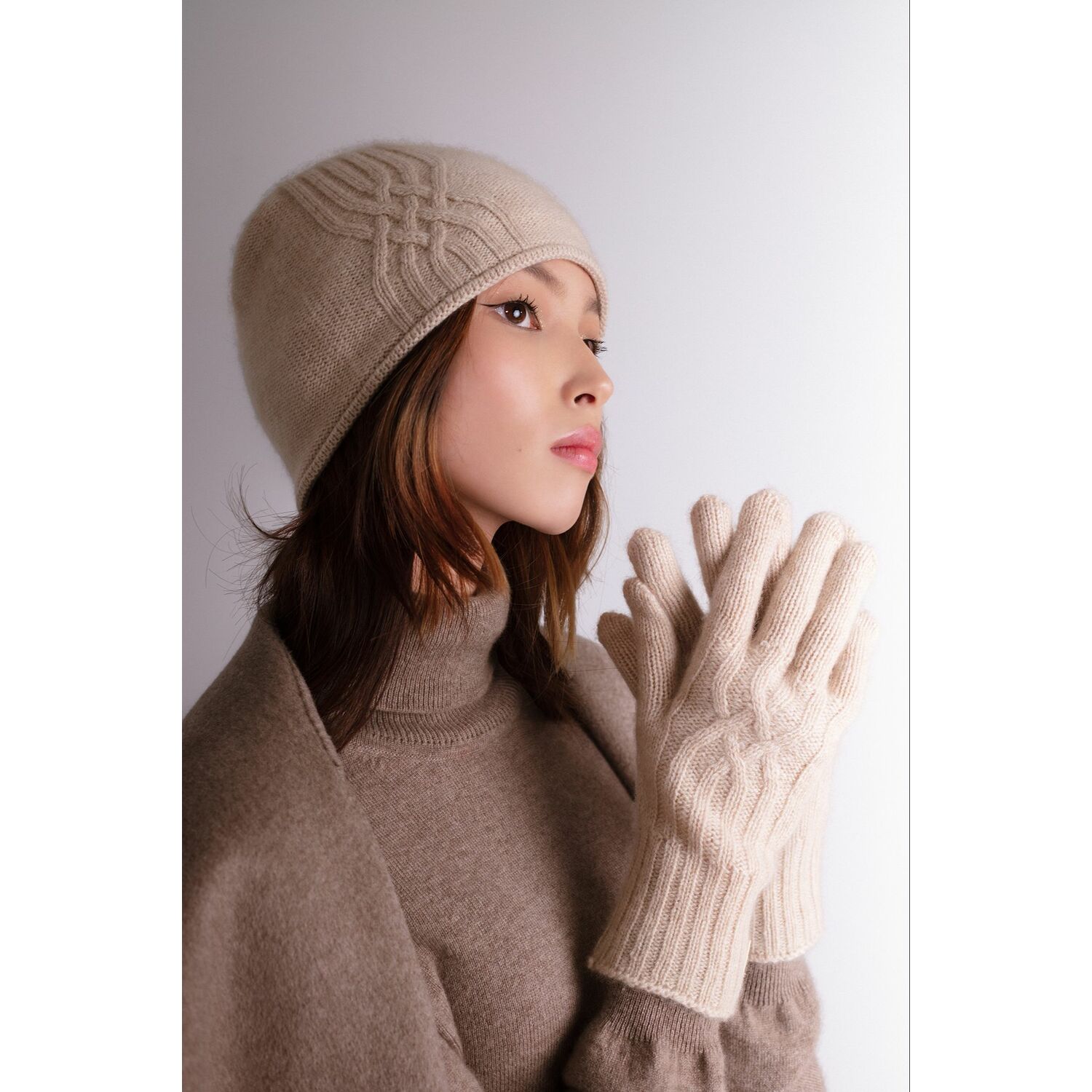 эмэгтэй малгай