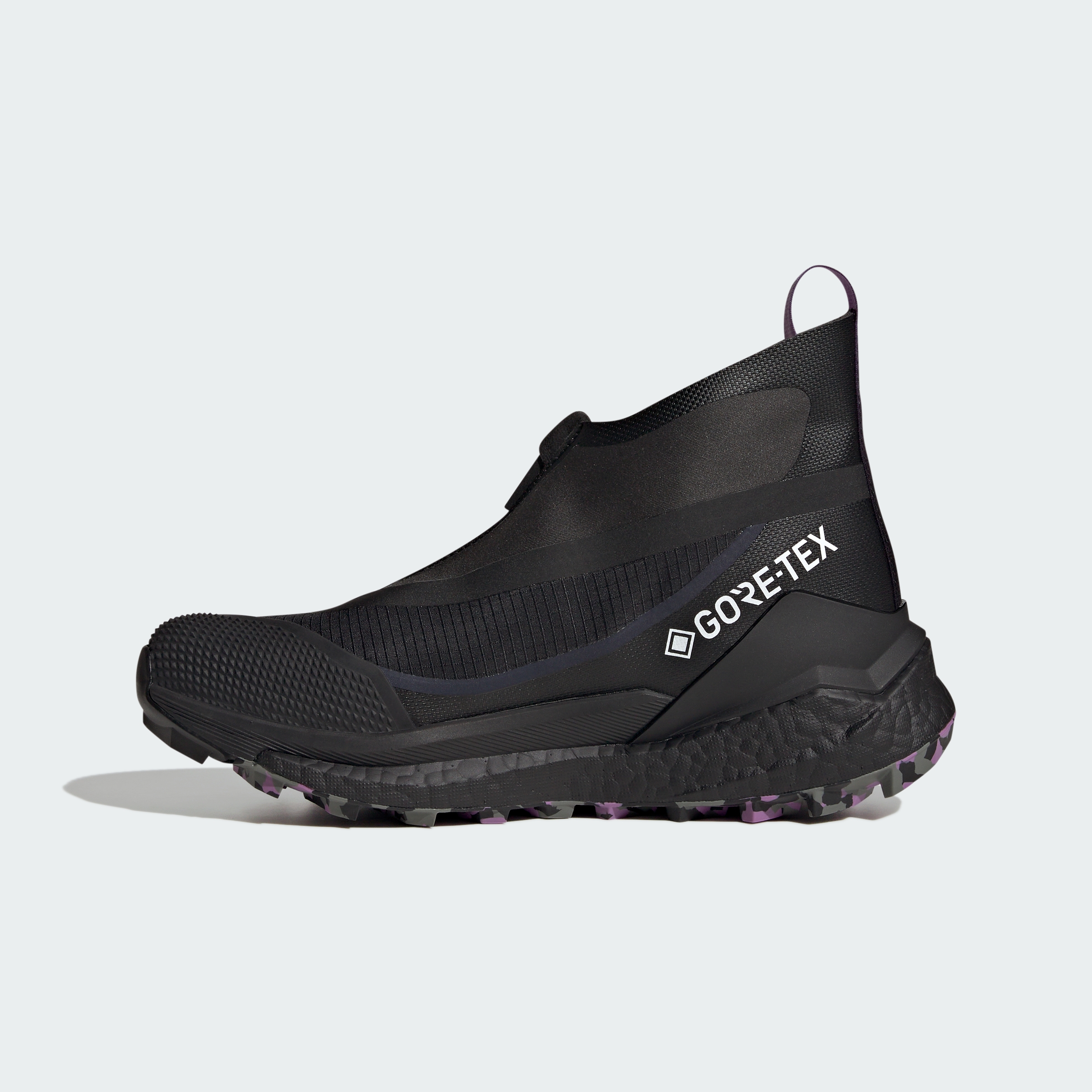 aSMCxTERREX FREE HI CBLACK/UTIBLK/DEELIL