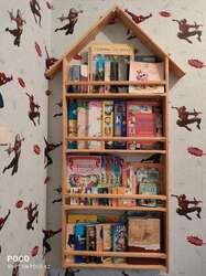 Хүүхдийн дээвэртэй номын тавиур 