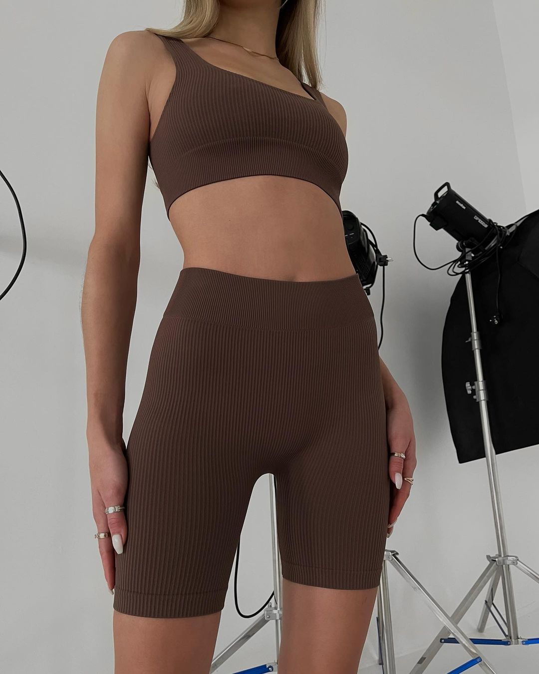 Power Rib Mid Rise Bike Shorts brown