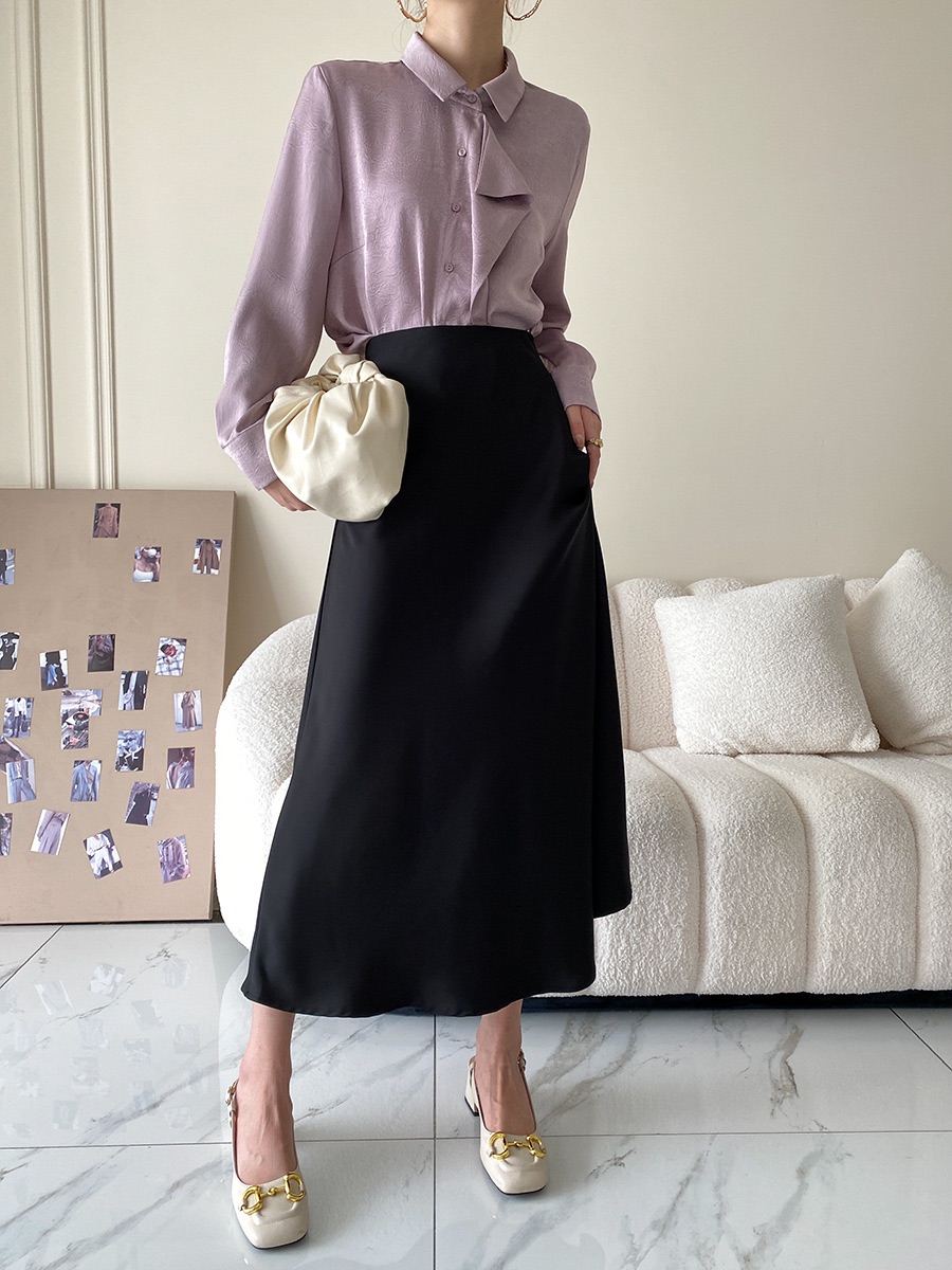 Silk midi skirt black