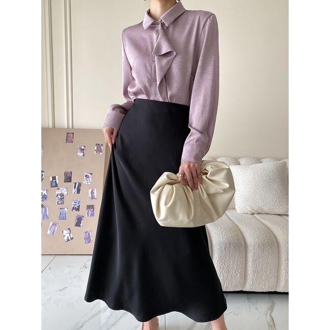 Silk midi skirt black