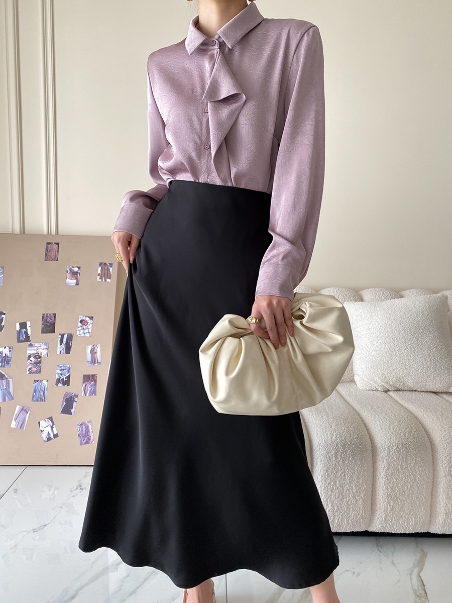 Silk midi skirt black