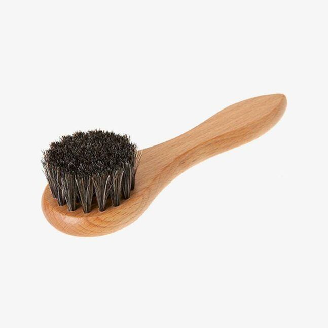 Newera cap brush
