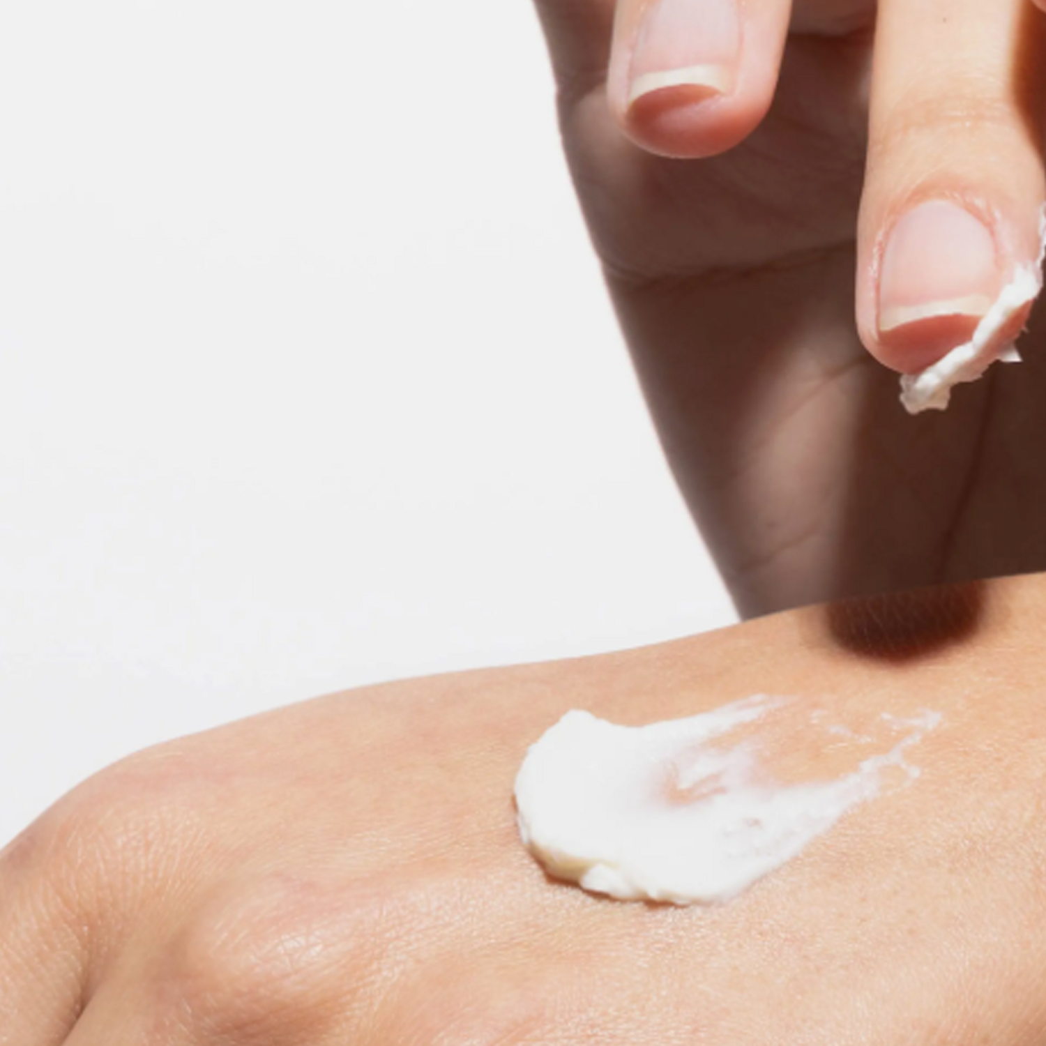 "Илч" Эмзэг арьсны гарын тос