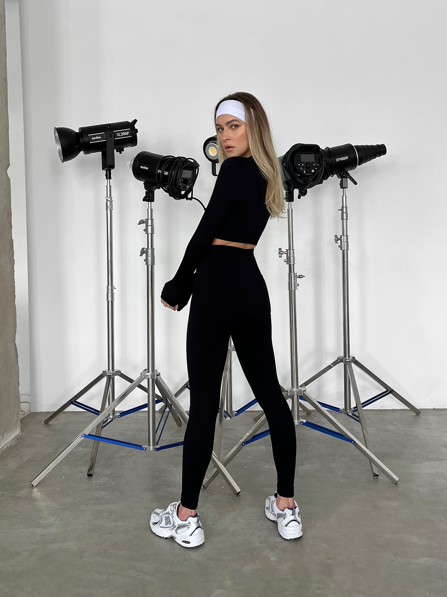 Power Rib Cropped Long Sleeve Top black