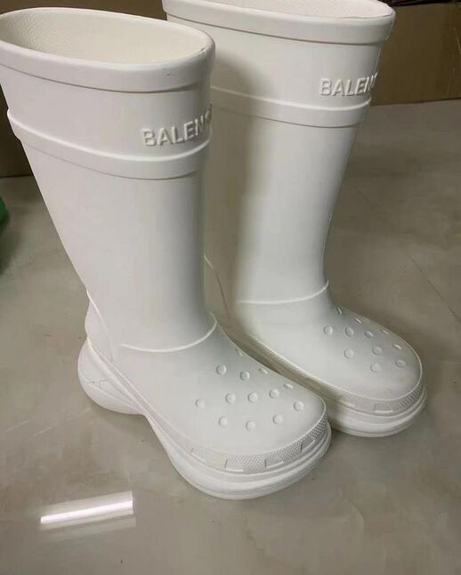 Crocs x Balenciaga