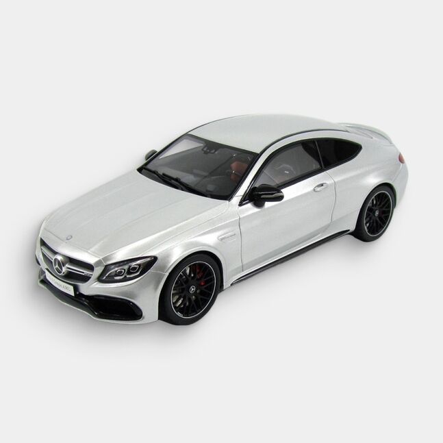 MERCEDES BENZ C63S COUPE 1:18 (Silver)