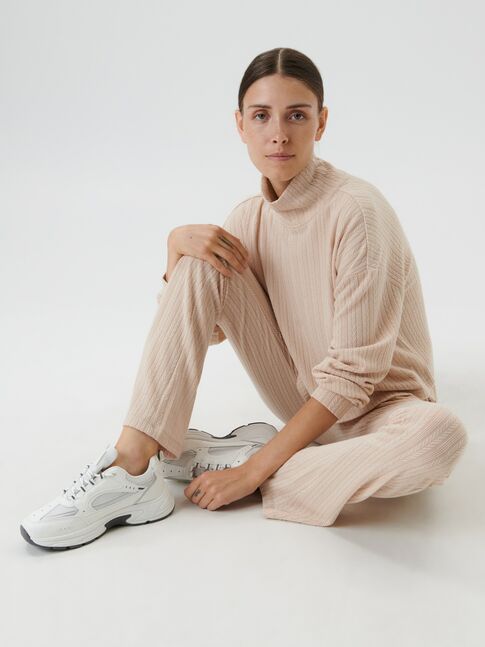 Эмэгтэй өмд