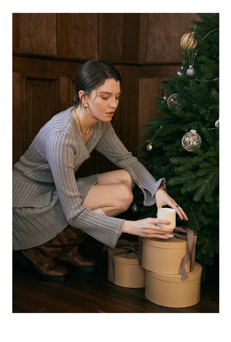 SN4038-gray-knitwear-skirt-set