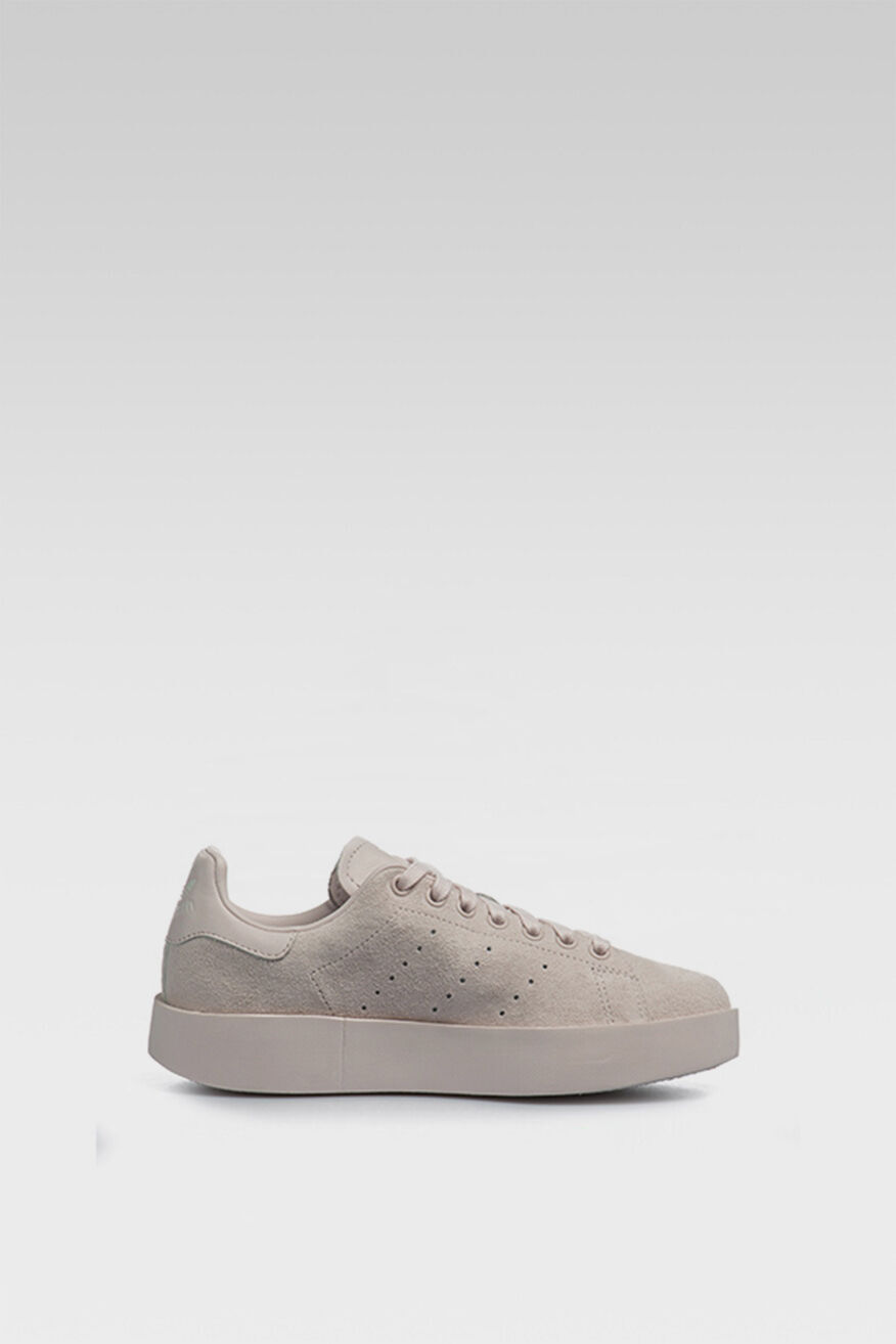 Эмэгтэй пүүз