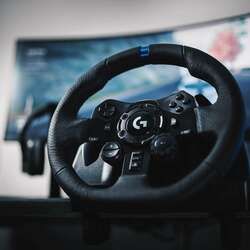 Logitech g923 driving wheel