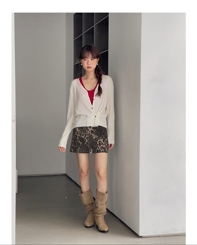Leopard mini skirt