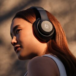 Beats studio pro, black
