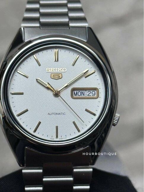 Seiko 5 gold tone automatic watch 