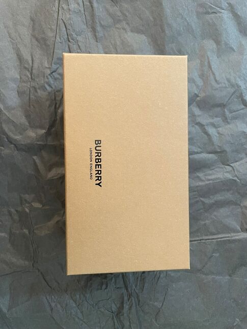 #burberry нарны шил бэлэн