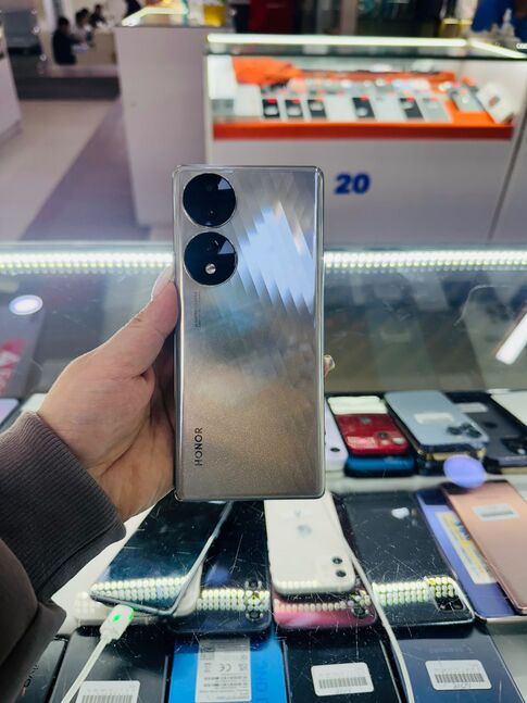 Honor70 zarna