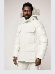 Canada goose куртка ( unisex )