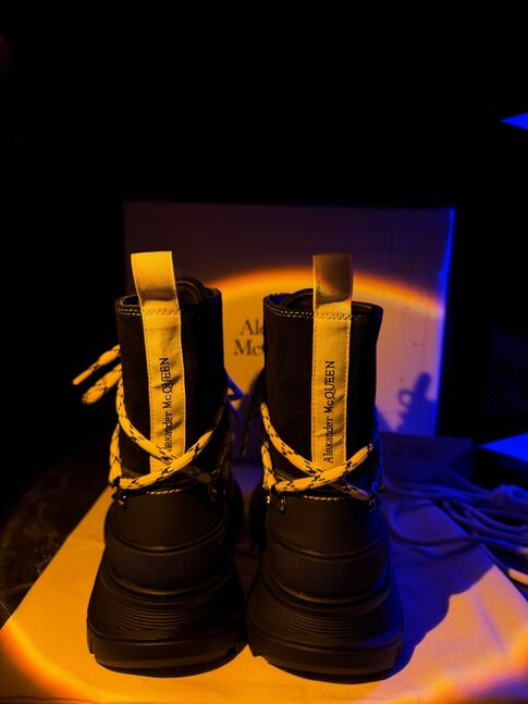 Alexander mcqueen 