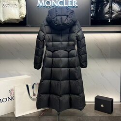 Moncler куртка