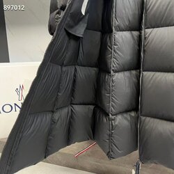 Moncler куртка