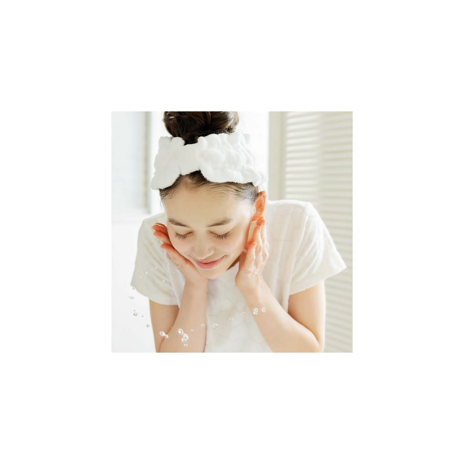 BCL MOMOPURI MOIST CLEANSING WASH