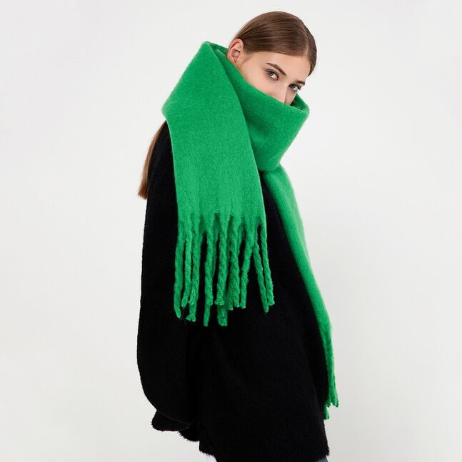 Green long scarf