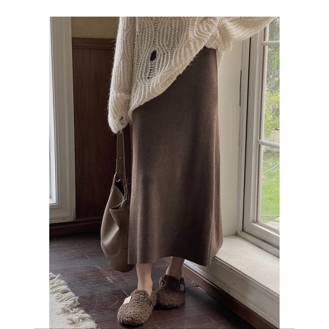 Long black wool  skirt