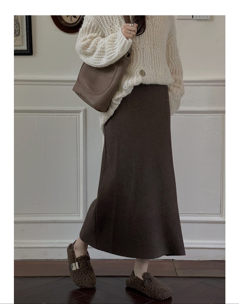 Long black wool  skirt