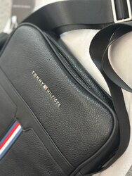 Tommy helfiger цүнх
