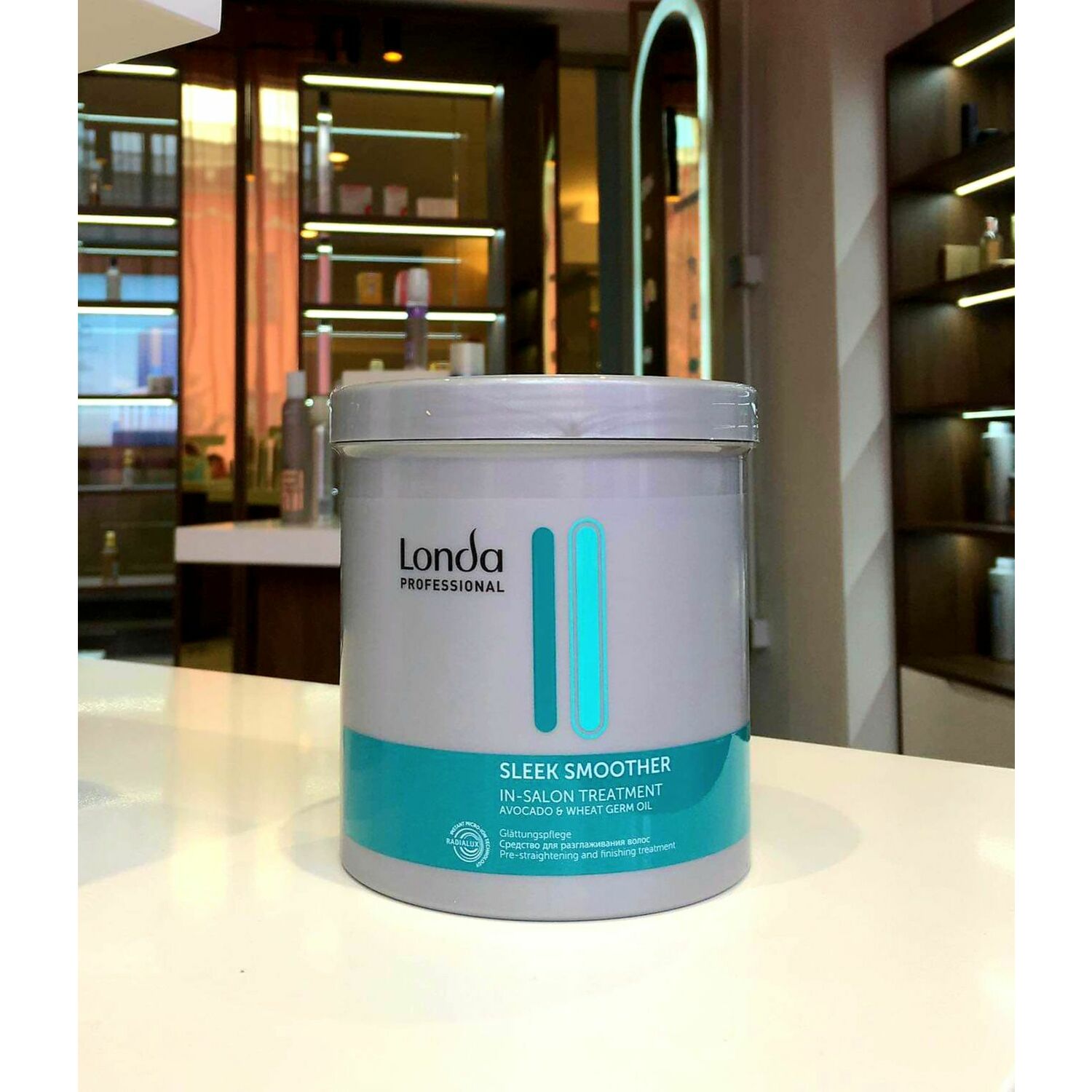 LONDA SLEEK SMOOTHER ШУЛУУТГАГЧТАЙ ТЭЖЭЭЛИЙН ТОС 750МЛ