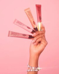 Charlotte tilbury - matte beauty blush wand full size peach pop - matte nude-peach