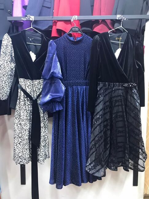 Эмэгтэй бэлэн хувцас