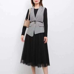 Эмэгтэй бэлэн хувцас