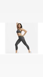 Эмэгтэй legging and bra 